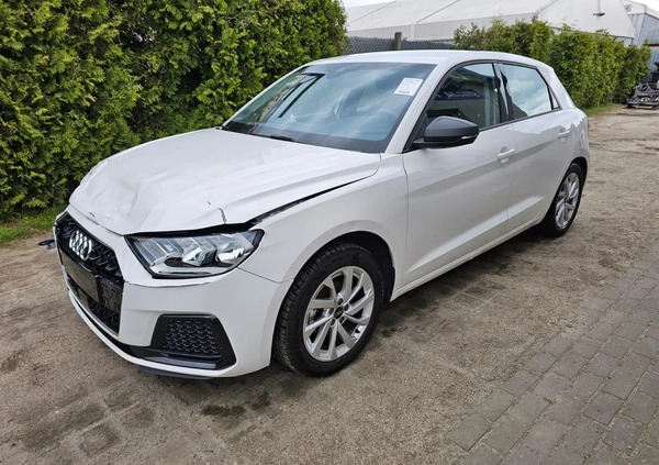 Audi A1 cena 51900 przebieg: 12000, rok produkcji 2022 z Chodzież małe 172